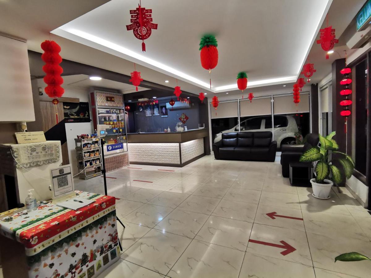 Palace Inn Miri Zewnętrze zdjęcie